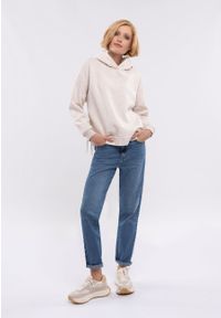 Volcano - Bluza oversize z kapturem B-SIGI. Typ kołnierza: kaptur. Kolor: beżowy. Materiał: dzianina. Wzór: melanż, haft