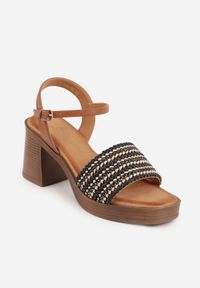 Born2be - Czarne Sandały VICES na Słupku z Imitacji Drewna z Plecioną Cholewką Chenelea. Nosek buta: otwarty. Zapięcie: sprzączka. Kolor: czarny. Materiał: zamsz, skóra. Sezon: lato. Obcas: na słupku. Styl: klasyczny. Wysokość obcasa: średni #7