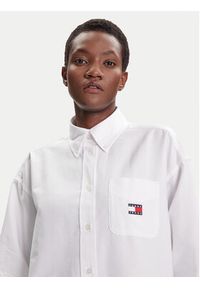 Tommy Jeans Koszula Badge DW0DW20988 Biały Oversize. Kolor: biały. Materiał: syntetyk #4