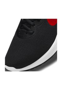 Buty do biegania Nike Revolution 6 Next Nature M DC3728-005 czarne. Kolor: czarny. Materiał: guma. Szerokość cholewki: normalna. Sezon: zima. Model: Nike Revolution. Sport: bieganie