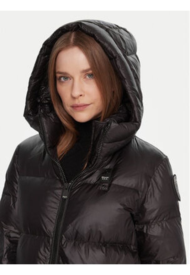 Blauer Kurtka puchowa 25WBLDK03161 Czarny Regular Fit. Kolor: czarny. Materiał: syntetyk