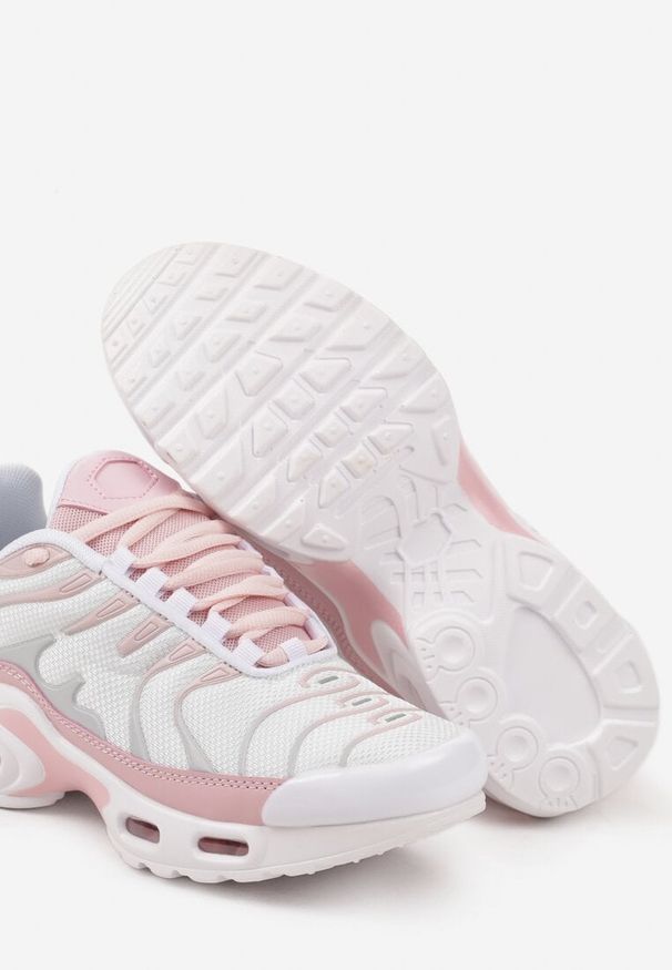 Born2be - Biało-Różowe Buty Sportowe Sneakersy Ozdobione Tłoczeniem Tulinea. Okazja: na co dzień, na spacer. Kolor: biały. Wzór: aplikacja. Sport: turystyka piesza