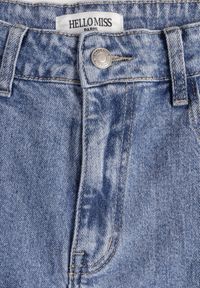 Born2be - Niebieskie Jeansy o Szerokim Kroju z Lyocellem Bawełną i Wysokim Stanem Onisea. Okazja: na co dzień. Stan: podwyższony. Kolor: niebieski. Długość: długie. Styl: casual, elegancki, klasyczny #4