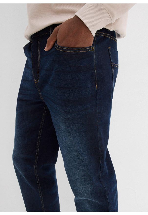 bonprix - Jeansy classic fit, straight. Kolor: niebieski. Styl: klasyczny