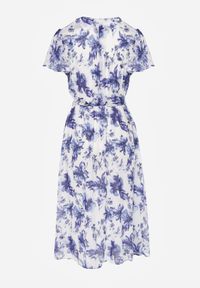 Born2be - Niebieska Kopertowa Sukienka w Kwiaty z Wiązanym Paskiem i Brokatem Hilingea. Okazja: na imprezę, do pracy, na co dzień. Kolor: niebieski. Wzór: kwiaty. Typ sukienki: kopertowe. Styl: casual, elegancki. Długość: midi #7