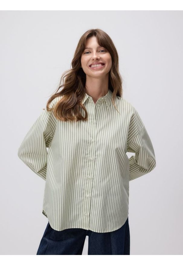 Reserved - Koszula w paski - jasnozielony. Kolor: zielony. Materiał: bawełna, tkanina. Wzór: paski