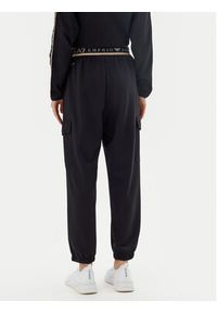 EA7 Emporio Armani Spodnie dresowe 7W000282 AF12501 UC001 Czarny Loose Fit. Kolor: czarny. Materiał: syntetyk #3