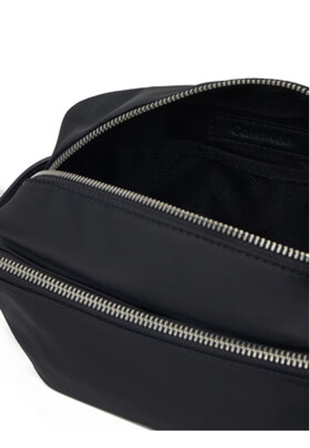 Calvin Klein Kosmetyczka Business Tech 2G Washbag K50K512952 Czarny. Kolor: czarny. Materiał: materiał
