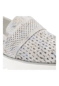 Srebrne Półbuty S.Barski Obuwie Damskie Ze Skóry Naturalnej. Okazja: na co dzień. Kolor: srebrny. Materiał: skóra. Szerokość cholewki: normalna. Wzór: ażurowy. Styl: casual, elegancki #5