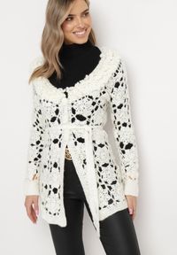 Born2be - Jasnobeżowy Kardigan z Ażurowym Zdobieniem i Wiązanym Paskiem Sabelia. Kolor: beżowy. Wzór: aplikacja, ażurowy. Sezon: jesień, zima #3