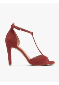 Ryłko - Bordowe sandały t-bar na obcasie. Nosek buta: okrągły. Zapięcie: pasek. Kolor: czerwony. Materiał: welur, skóra. Obcas: na obcasie. Styl: street, klasyczny, elegancki. Wysokość obcasa: wysoki #1