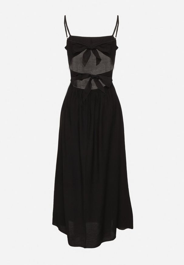 Born2be - Czarna Rozkloszowana Sukienka z Wiskozą Meravela. Okazja: na co dzień. Kolor: czarny. Materiał: wiskoza. Długość rękawa: na ramiączkach. Styl: casual, elegancki