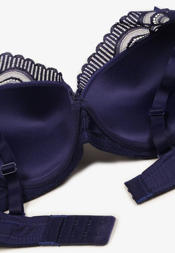 Born2be - Granatowy Biustonosz z Koronką Typu Push-Up Selovia. Kolor: niebieski. Materiał: koronka. Rodzaj stanika: push-up. Wzór: koronka