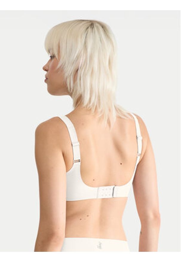 Sloggi Biustonosz bezfiszbinowy Zero Feel 10217729 Écru. Materiał: syntetyk