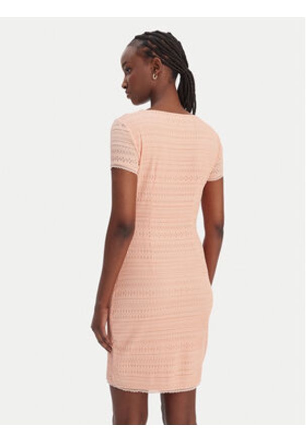 Guess Sukienka codzienna W6GK15 K2950 Pomarańczowy Slim Fit. Okazja: na co dzień. Kolor: pomarańczowy. Materiał: syntetyk. Typ sukienki: proste. Styl: casual