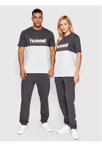 Hummel T-Shirt Unisex Legacy Manfred 213716 Szary Regular Fit. Kolor: szary. Materiał: bawełna #1