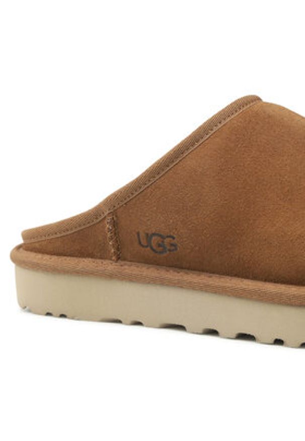 Ugg Kapcie M Classic Slip-On 1129290 Brązowy. Kolor: brązowy. Materiał: skóra