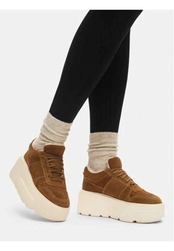 Badura Sneakersy CASI-01W1-006 Brązowy. Kolor: brązowy. Materiał: skóra, zamsz