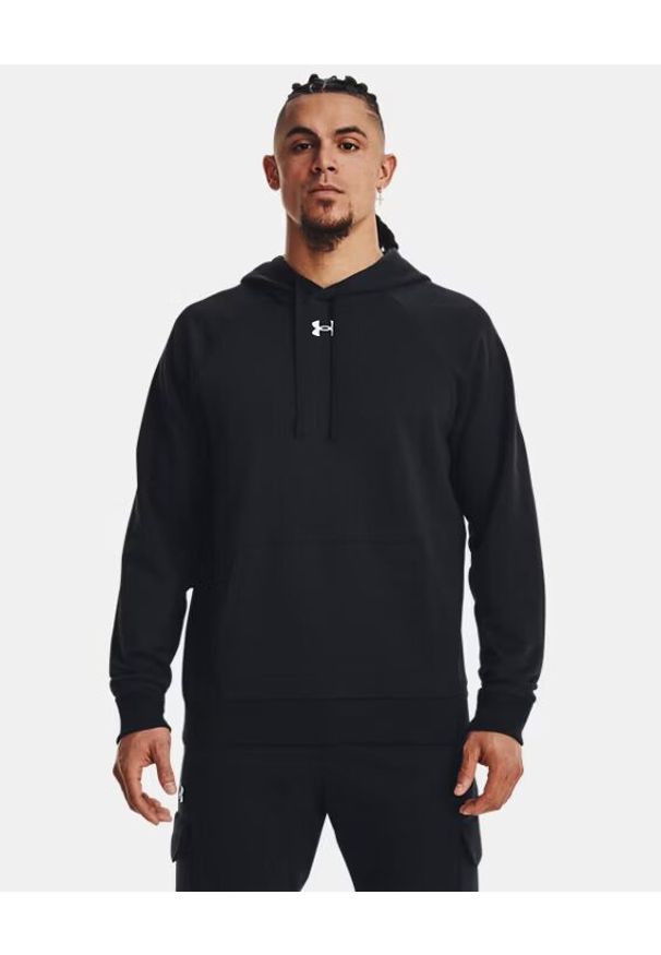 Under Armour UA RIVAL FLEECE HOODIE Bluza męska z kapturem. Typ kołnierza: kaptur. Kolor: czarny. Materiał: polar, materiał, dzianina. Sport: fitness