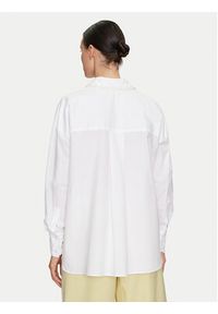 ViCOLO Koszula RB0068 Biały Relaxed Fit. Kolor: biały. Materiał: bawełna