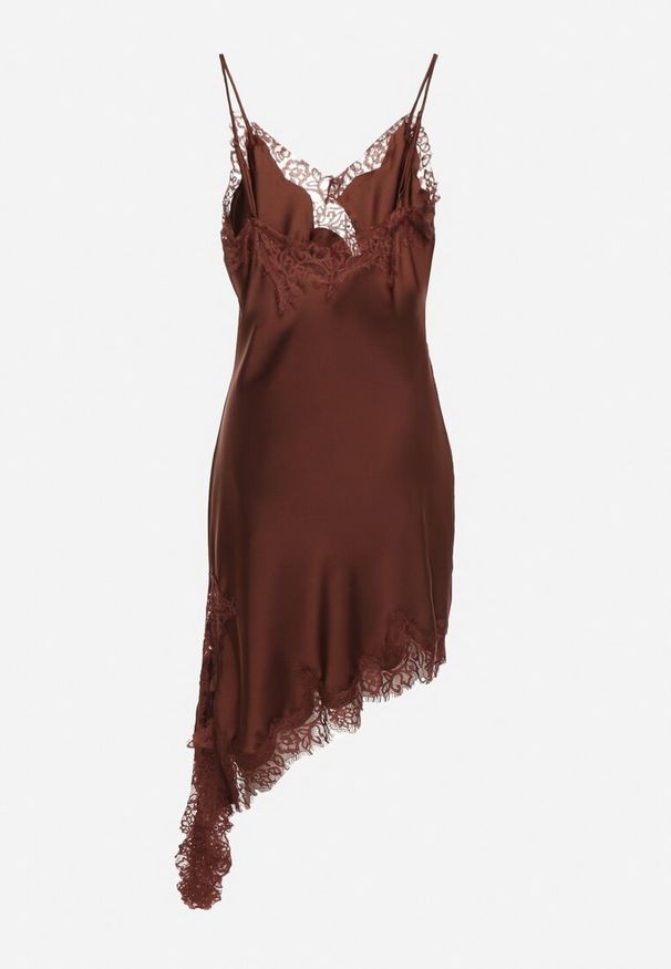 Born2be - Brązowa Asymetryczna Sukienka z Satyny Ozdobiona Koronką Monivea. Okazja: na co dzień. Kolor: brązowy. Materiał: satyna, koronka. Długość rękawa: na ramiączkach. Wzór: koronka, aplikacja. Typ sukienki: asymetryczne. Styl: klasyczny, casual