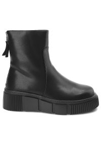 Czarne Botki Cambell Stylowe Obuwie Damskie Zapinane Na Suwak. Okazja: na co dzień. Zapięcie: zamek. Kolor: czarny. Materiał: skóra. Styl: elegancki