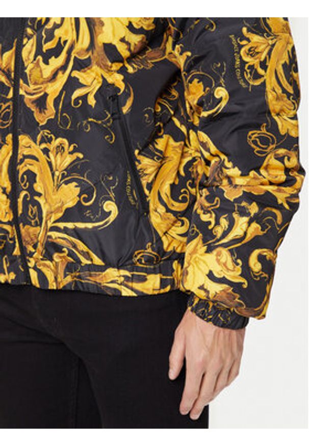 Versace Jeans Couture Kurtka puchowa 79GAUD16 CQSD3 Czarny Regular Fit. Kolor: czarny. Materiał: syntetyk