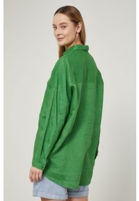 medicine - Medicine koszula lniana damska kolor zielony relaxed z kołnierzykiem klasycznym. Typ kołnierza: kołnierzyk klasyczny. Kolor: zielony. Materiał: len. Długość rękawa: długi rękaw. Długość: długie. Wzór: gładki. Styl: klasyczny #5
