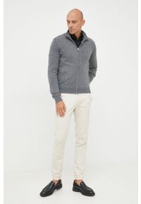 GANT - Gant Koszula bawełniana 3046400 męska kolor czarny regular z kołnierzykiem button-down. Typ kołnierza: button down. Kolor: czarny. Materiał: bawełna #2