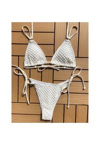 Intica - Bikini plażowe z regulowanymi ramiączkami Swaroop. Kolor: biały. Materiał: materiał