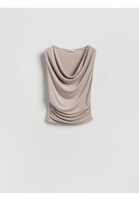 Reserved - Drapowana bluzka z modalem - kremowy. Kolor: kremowy. Materiał: dzianina