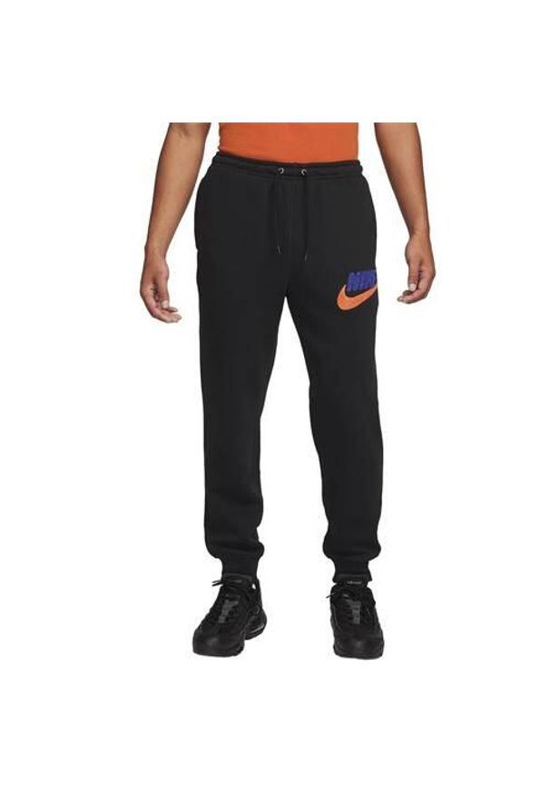 Spodnie sportowe męskie Nike Club Bb Jogger. Kolor: czarny. Materiał: dresówka. Długość: długie