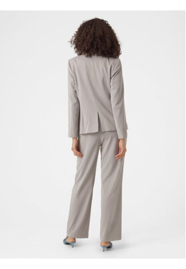 Vero Moda Marynarka Wendy 10301491 Szary Slim Fit. Kolor: szary. Materiał: syntetyk