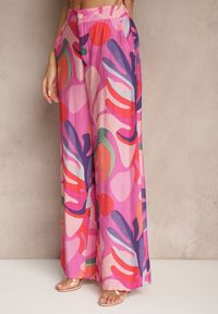 Renee - Fuksjowe Spodnie z Wiskozy o Szerokim Kroju High Waist ze Wzorem Liści Ralimia. Okazja: na spacer, na randkę. Stan: podwyższony. Kolor: różowy. Materiał: wiskoza. Styl: klasyczny, elegancki #4