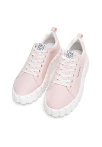 Wittchen - Damskie sneakersy na platformie różowe. Okazja: na co dzień. Nosek buta: okrągły. Kolor: różowy. Materiał: materiał. Obcas: na platformie #9