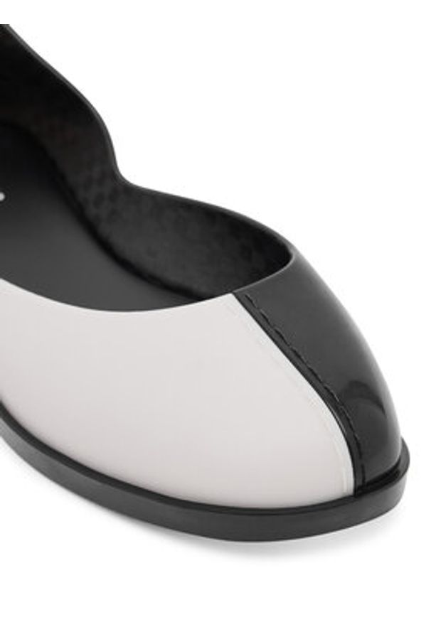 melissa - Melissa Baleriny Switch 36154 Czarny. Kolor: czarny