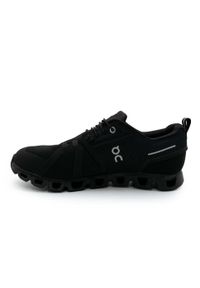 Buty do chodzenia męskie On Cloud 5 Waterproof. Zapięcie: sznurówki. Kolor: czarny. Materiał: syntetyk, tkanina, materiał. Szerokość cholewki: normalna. Sport: turystyka piesza