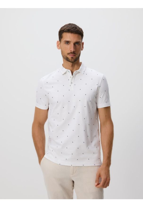 Reserved - Koszulka polo regular fit - biały. Typ kołnierza: polo. Kolor: biały. Materiał: bawełna