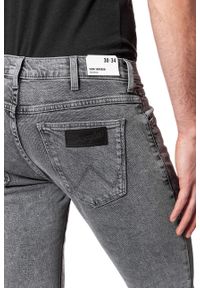 Wrangler - SPODNIE MĘSKIE WRANGLER LARSTON BLEACHED BLACK W18SRA24P 112127609. Stan: obniżony #8