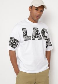 Born2be - Biała Bawełniana Koszulka T-shirt z Ozdobnym Nadrukiem Sanestia. Okazja: na co dzień. Kolor: biały. Materiał: bawełna. Wzór: nadruk. Styl: klasyczny, casual, elegancki