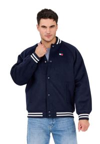 Tommy Jeans - TOMMY JEANS Granatowy męski bomber z domieszką wełny Varsity, Rozmiar L. Okazja: na co dzień. Kolor: niebieski. Materiał: wełna. Wzór: paski. Styl: elegancki, casual, klasyczny, sportowy