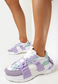 Born2be - Fioletowe Sneakersy z Elastycznym Sznurowaniem i Ozdobnymi Taśmami Jarlele. Kolor: fioletowy #5