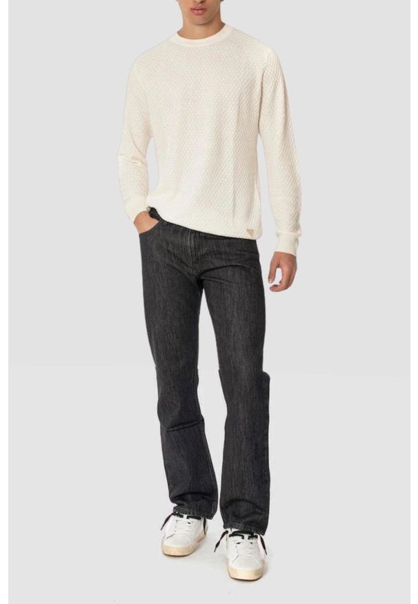 Guess - GUESS Beżowy sweter męski Davin Cn Ls, Rozmiar XL. Kolor: beżowy. Materiał: bawełna. Długość rękawa: długi rękaw. Długość: długie. Wzór: bez wzorów. Styl: elegancki, klasyczny
