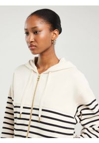 Big-Star - Bluza damska z kapturem rozpinana w paski kremowa Selina 103. Okazja: na co dzień. Typ kołnierza: kaptur. Kolor: biały. Wzór: paski. Styl: klasyczny, elegancki, casual #6