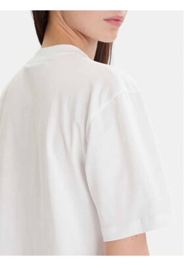 Karl Lagerfeld - KARL LAGERFELD T-Shirt A1W17013 Biały Regular Fit. Typ kołnierza: dekolt w karo. Kolor: biały. Materiał: bawełna