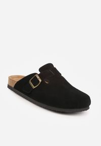 Renee - Czarne Klapki Typu Chodaki z Zamszu Naturalnego z Klamrą Meridnore. Kolor: czarny. Materiał: zamsz. Sezon: lato. Styl: elegancki #5