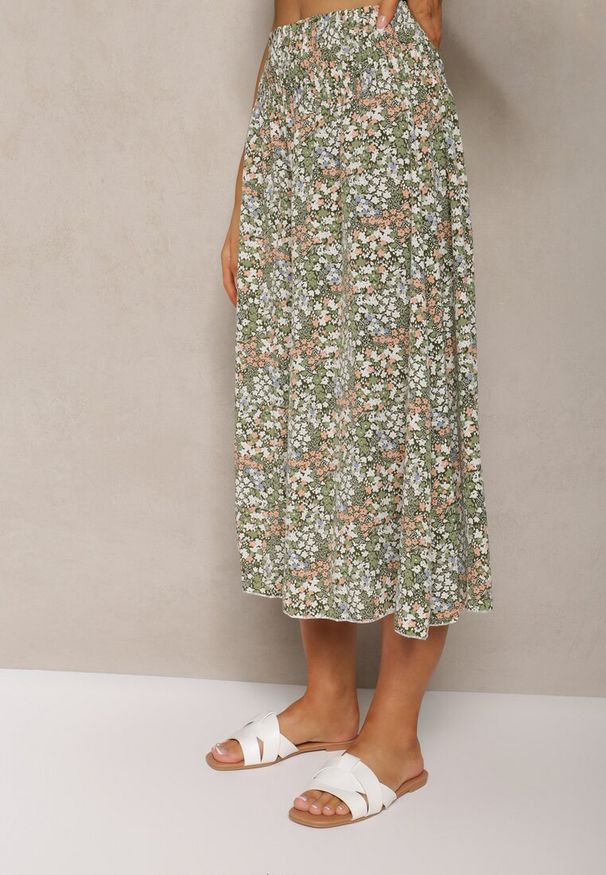 Renee - Zielone Szerokie Spodnie Culotte High Waist z Gumką w Talii Vikiisona. Stan: podwyższony. Kolor: zielony. Materiał: tkanina. Sezon: lato