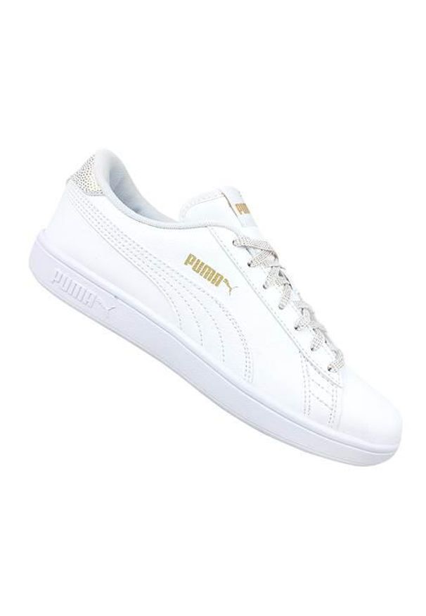 Buty do chodzenia damskie Puma Smash V2 Metallics JR. Zapięcie: sznurówki. Kolor: biały. Materiał: materiał, syntetyk, guma. Szerokość cholewki: normalna. Sport: turystyka piesza
