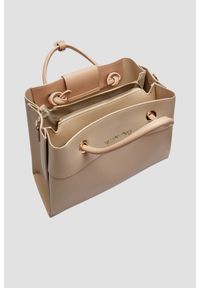 Valentino by Mario Valentino - VALENTINO Beżowa shopperka Alexia. Kolor: beżowy. Wzór: aplikacja, paski #7