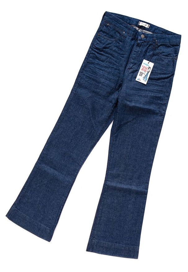 Wrangler - WRANGLER CROP STAR FLARE INDIGO STAR W218GC070 112127763. Stan: podwyższony. Wzór: jednolity